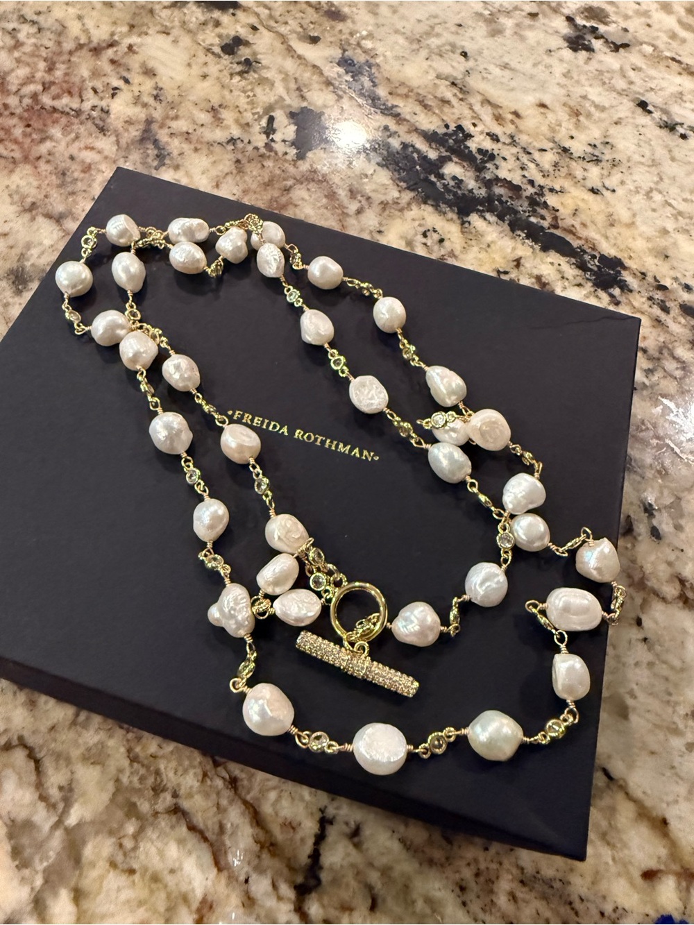 Pearl and Gold Toggle Necklace - White Pearls
